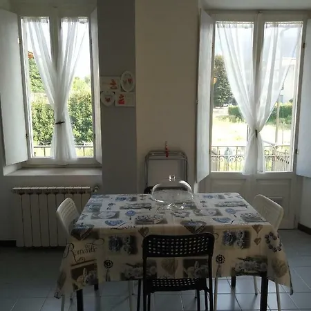 Apartament Tra La Stazione E Il Lago Verbania