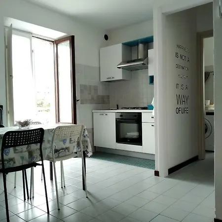 Apartment Tra La Stazione E Il *