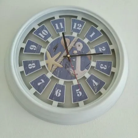 Tra La Stazione E Il Apartment