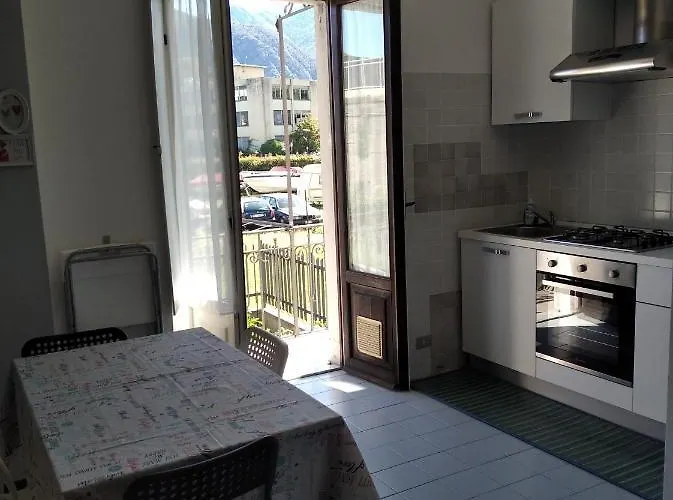 Tra La Stazione E Il * Verbania