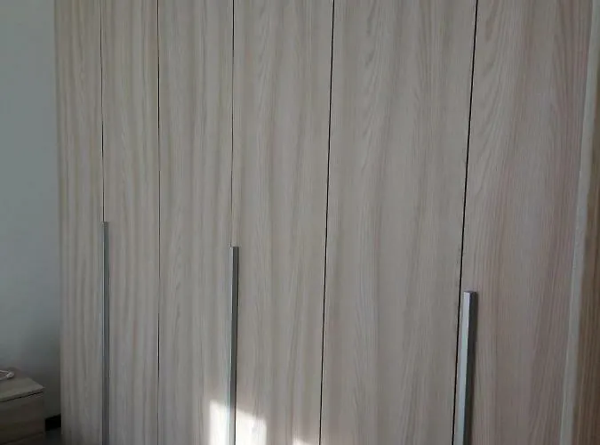 Tra La Stazione E Il * Verbania